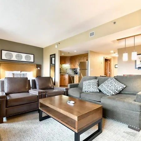 Grand Summit Hotel - Canyons Village, A Rockresort-3